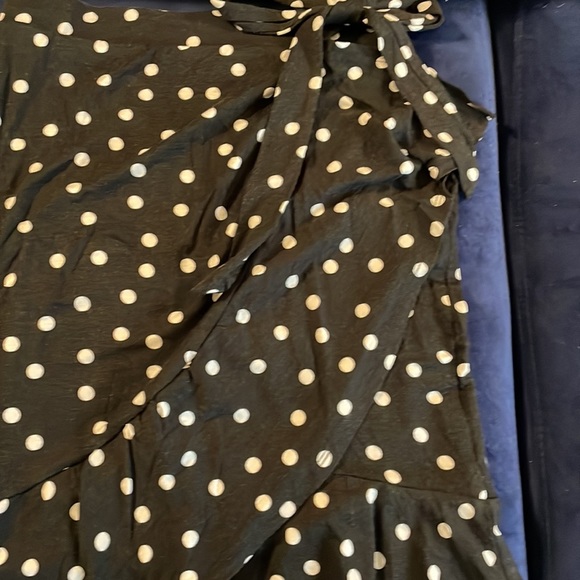 Polka dot skirt with side to bottom ruffle tie - Picture 6 of 6